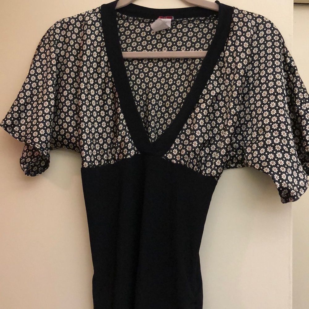 Black floral top